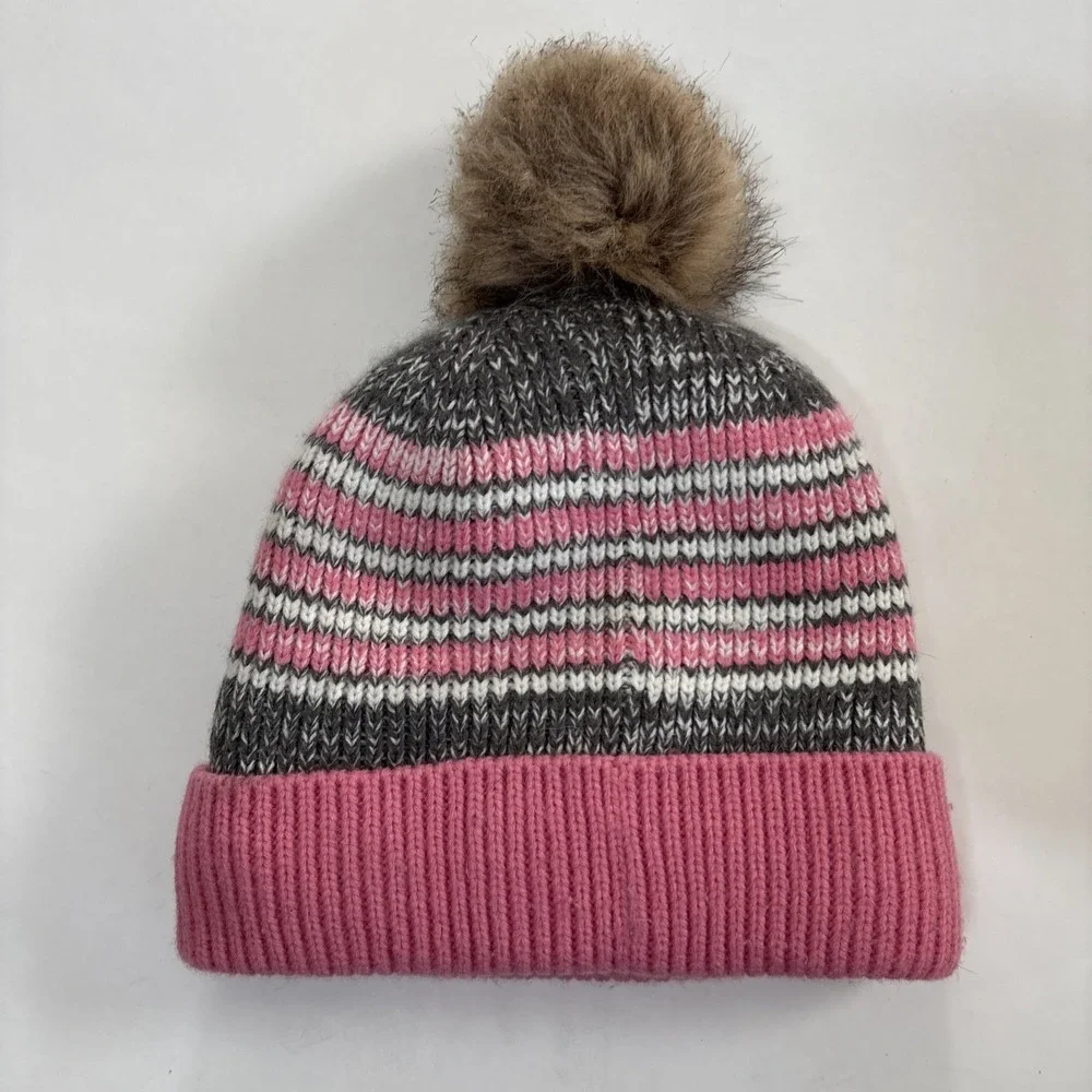 Clam Winter Womans Pink Beanie Hat Great Shape Very Warm Super Cute